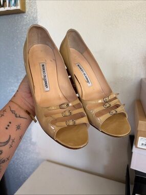 Manolo Blahnik Nude Patent Leather Triple-Strap Peep-Toe Heels